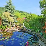 Juhas Homestay Zwardon